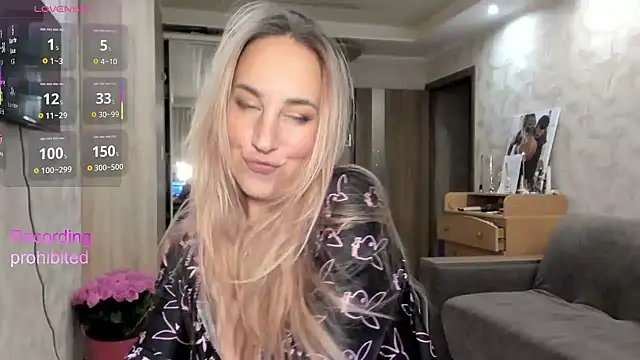 lady Nati online show from November 20, 2:51 pm