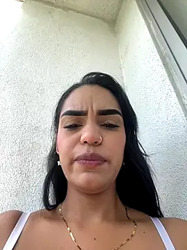 Snapshot of Sara-77 chatting on October 8, 4:00 pm Sara-77 online show from October 8, 4:00 pm