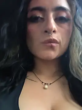 Lila Desiree online show from July 17, 11:08 pm