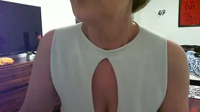Snapshot of __Angel78__ chatting on September 15, 1:30 pm Angel78 online show from September 15, 1:30 pm