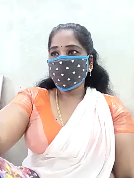 Snapshot of MaaliiiPonuTamil chatting on October 19, 2:02 am MaaliiiPonuTamil online show from October 19, 2:02 am