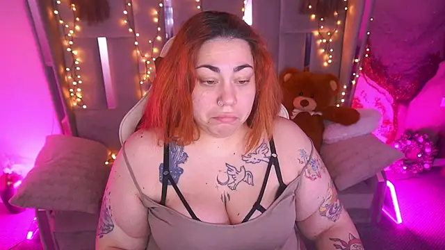 Kittywakee online show from March 12, 11:40 pm