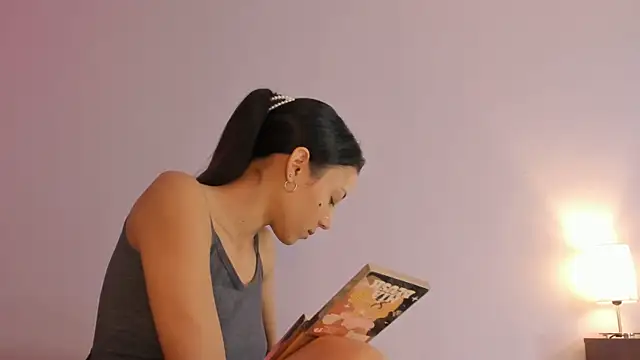 lupeebony online show from June 26, 7:59 pm