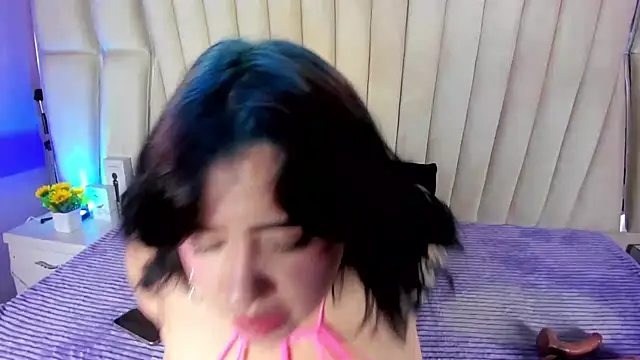 Victoria Rossy online show from June 14, 11:05 pm