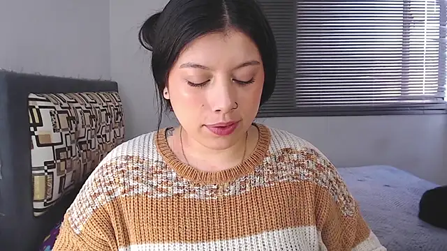 iam emy online show from October 7, 10:14 pm