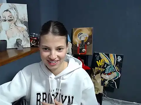 felicity gold online show from December 17, 7:23 am