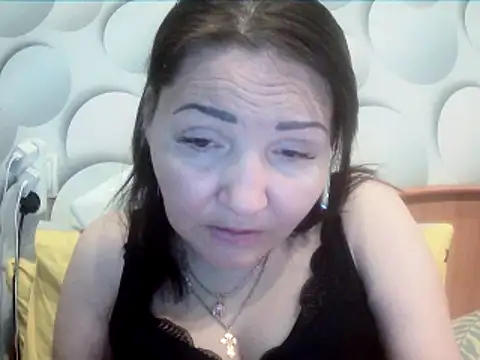 ClaireSunset online show from May 1, 5:38 pm