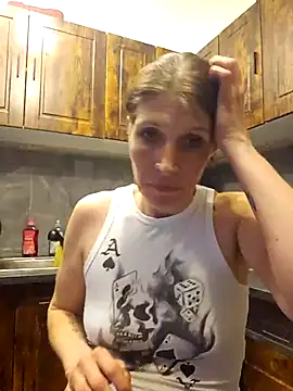 Lenchen  online show from March 18, 9:20 pm