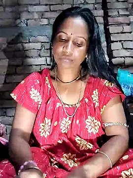 Snapshot of Hotty-dola chatting on October 5, 7:08 pm Hotty-dola online show from October 5, 7:08 pm