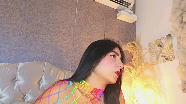 GABYTAYLOR  online show from March 12, 1:47 pm