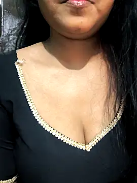 Snapshot of NEETU-89 chatting on October 9, 4:27 am NEETU-89 online show from October 9, 4:27 am