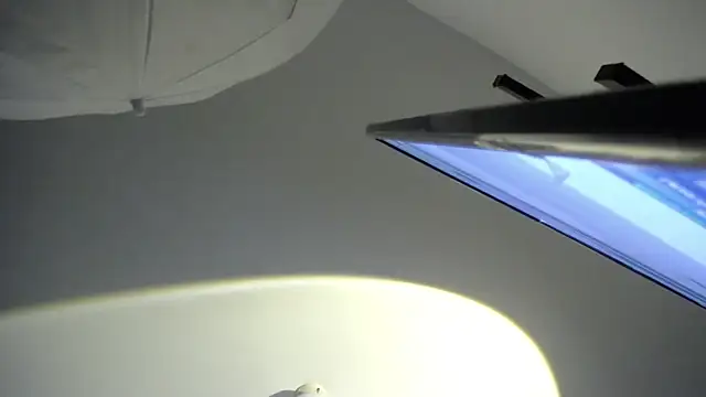 MartinaGuzmann online show from October 4, 1:33 am