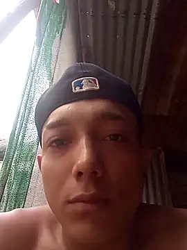 tayson  online show from November 8, 11:37 am