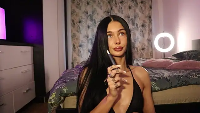 IvyKaelani online show from November 26, 12:50 pm