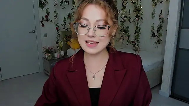 Snapshot of SereneFlame chatting on September 12, 5:42 pm SereneFlame online show from September 12, 5:42 pm