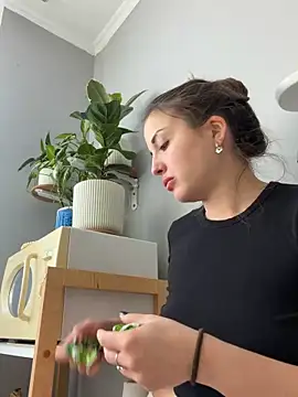 AmiLavs online show from March 8, 10:19 am