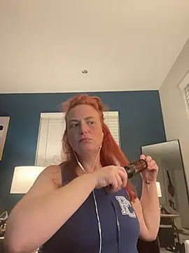 Snapshot of sluttywidowedex chatting on October 27, 6:53 am sluttywidowedex online show from October 27, 6:53 am