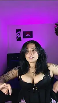 Pauilina online show from May 5, 10:02 pm