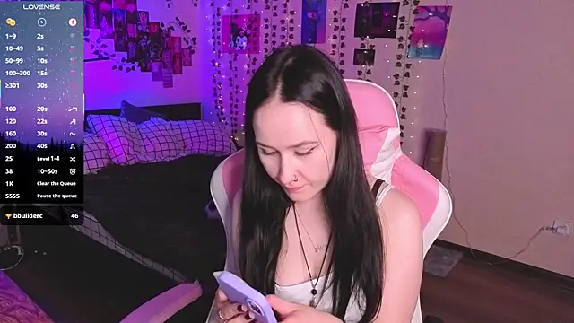 Bunny  of love online show from July 25, 11:45 pm