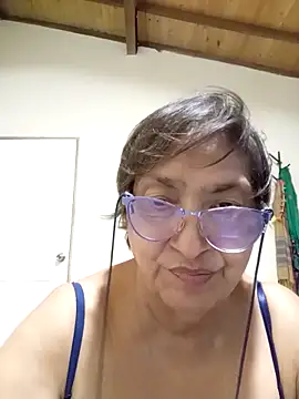 Snapshot of florecita69 chatting on October 12, 2:14 am florecita69 online show from October 12, 2:14 am