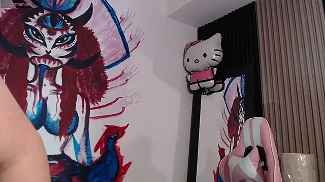 kittyhouse hs online show from August 3, 10:15 pm