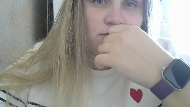 Snapshot of Honeydew-Waves chatting on October 27, 9:16 am Honeydew-Waves online show from October 27, 9:16 am