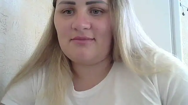 Snapshot of Honeydew-Waves chatting on September 9, 3:01 pm Honeydew-Waves online show from September 9, 3:01 pm