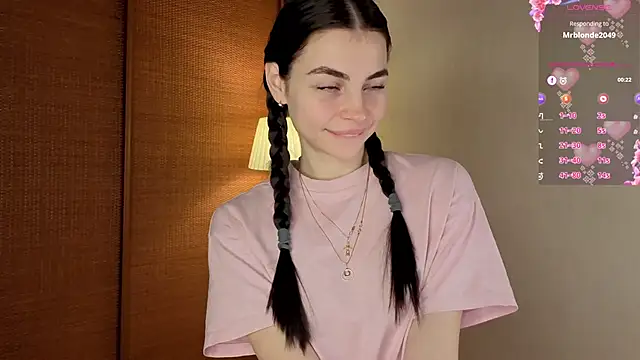 MaryJacksoon online show from November 3, 8:18 am