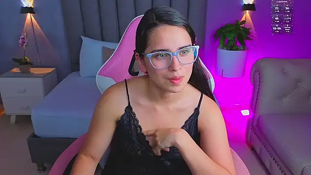 angelica dymond online show from November 19, 7:03 pm