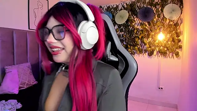 Kitty Gang online show from July 31, 2:34 am