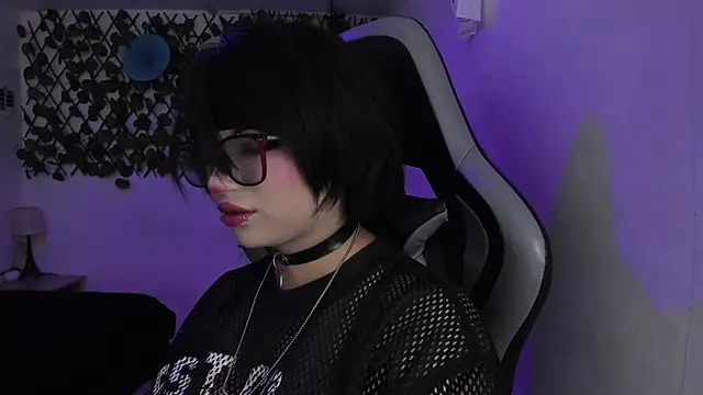 Kitty Gang online show from June 13, 12:52 am