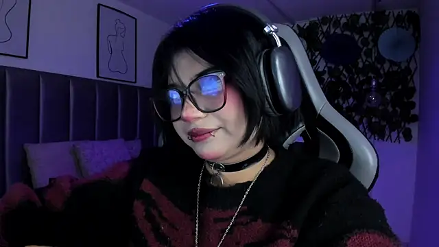 Kitty Gang online show from July 2, 3:23 am