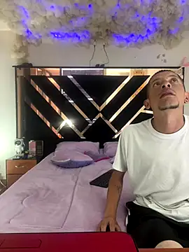 Brianna Trans00 online show from December 21, 6:34 pm