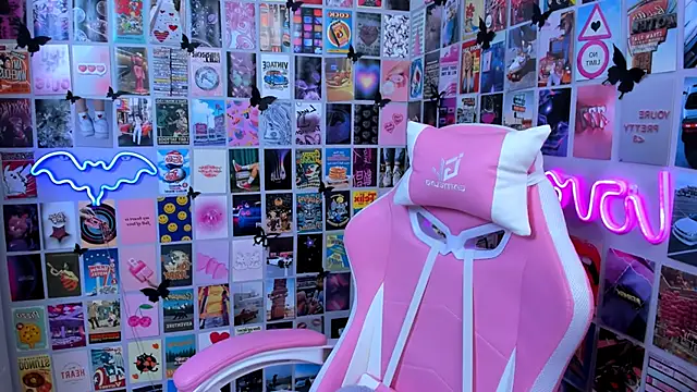 MiaMilas online show from October 16, 5:15 pm