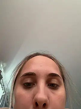 MiaMilas online show from July 14, 2:22 pm