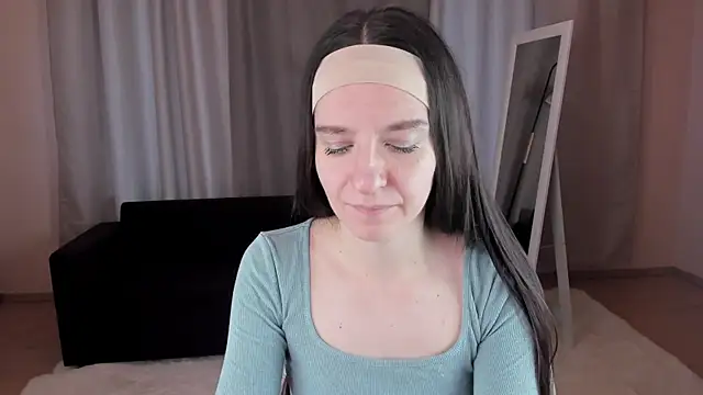 helentasty online show from October 2, 2:27 am