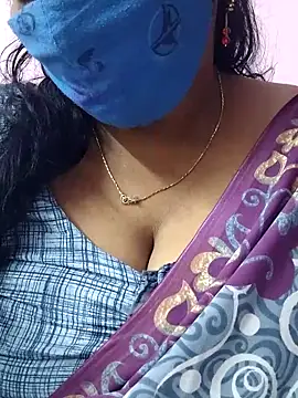 mallu-sumi online show from December 3, 4:15 am