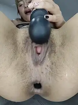 HottCandy21 online show from June 19, 7:06 pm