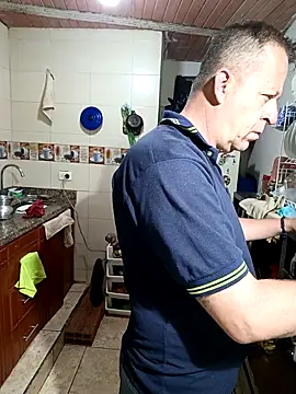 ZuriandAlex online show from November 5, 11:04 am