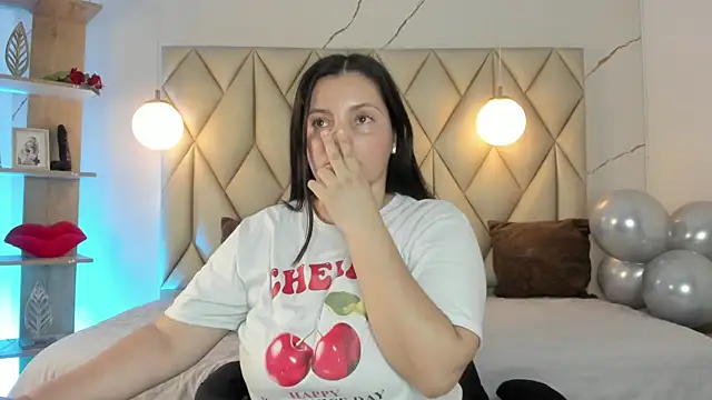 angelswets online show from June 25, 3:46 pm