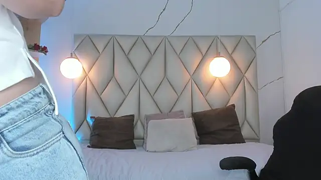 angelswets online show from June 28, 2:34 pm