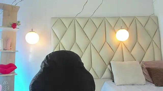 angelswets online show from April 28, 1:59 pm