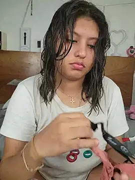 azulzulix online show from July 8, 1:52 am
