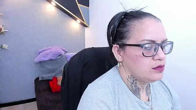 brigittemiller online show from May 1, 1:53 am
