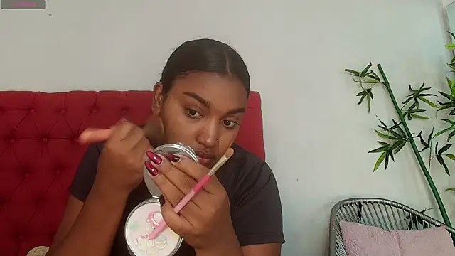 kayna gomez online show from July 22, 7:04 pm