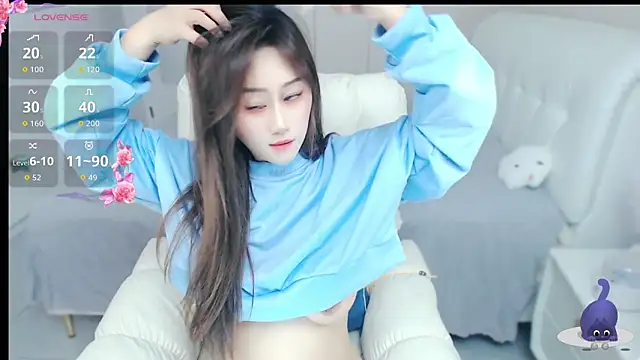 Sexyxiao 520 online show from May 13, 5:13 am