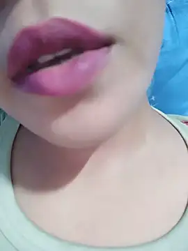 Anki-doll online show from August 3, 9:04 am