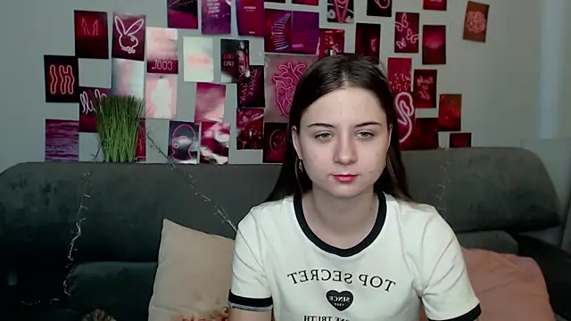 Snapshot of MilanaRoza chatting on September 14, 5:05 am MilanaRoza online show from September 14, 5:05 am