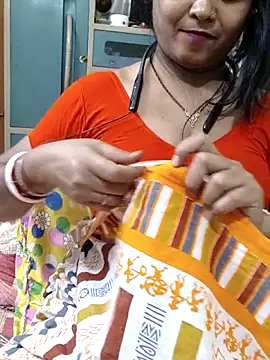 yoursweety09 online show from October 18, 2:42 pm