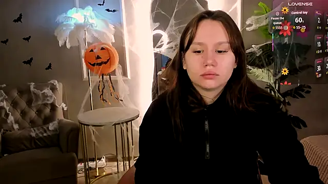Snapshot of Alisia_Mars chatting on October 19, 5:42 am Alisia Mars online show from October 19, 5:42 am